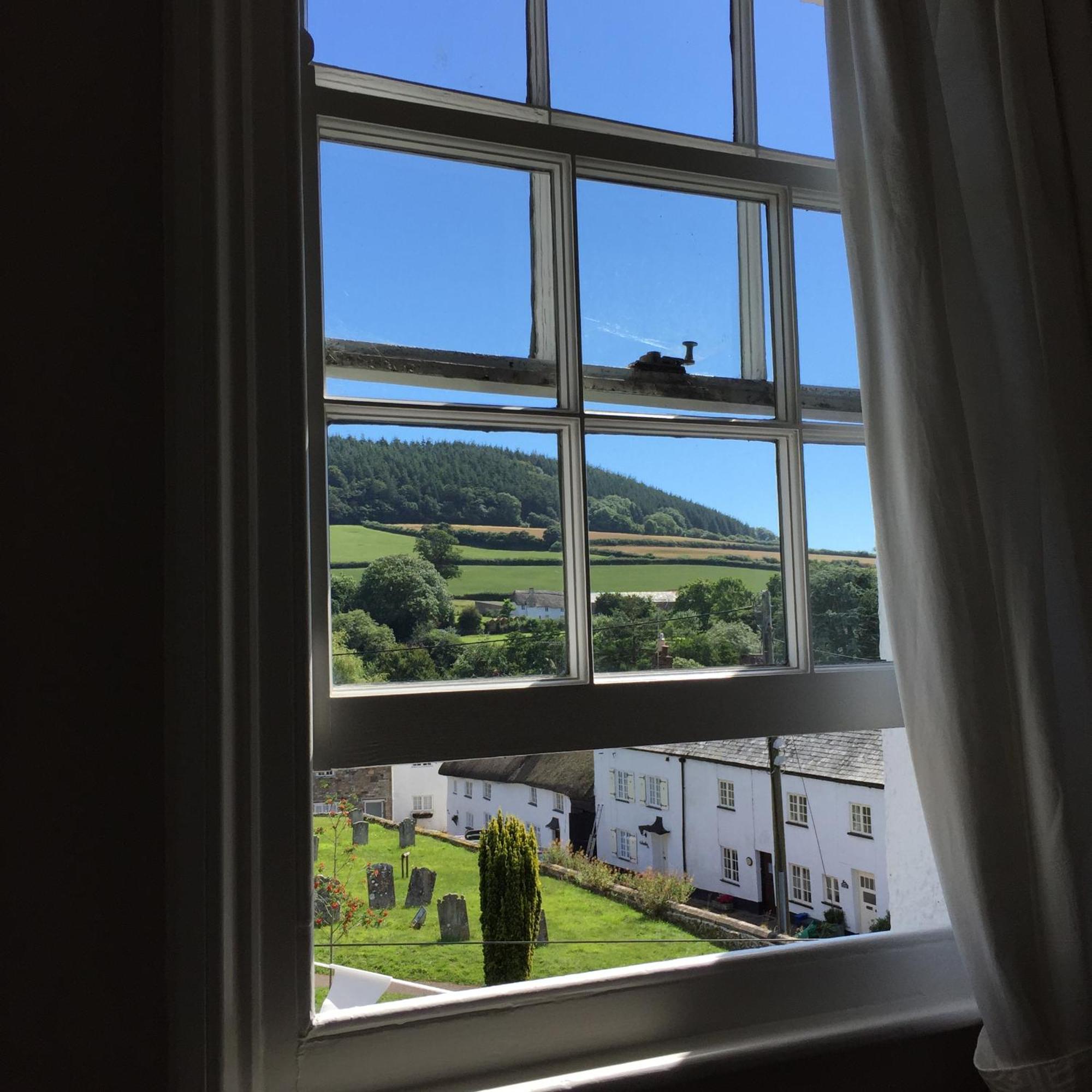 Red Lion Inn Sidbury الغرفة الصورة