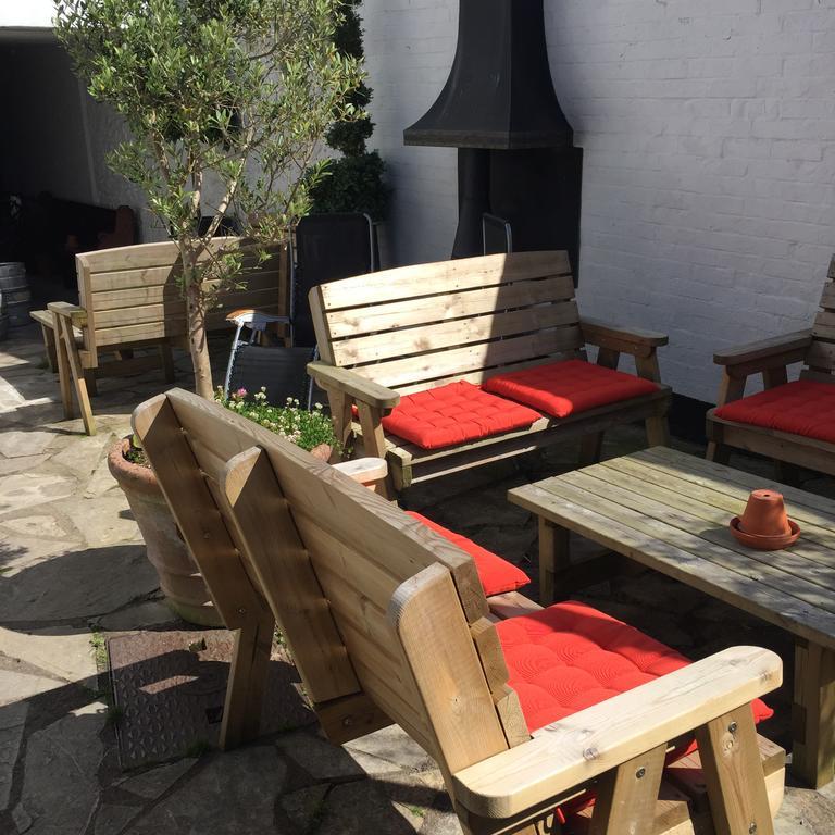 Red Lion Inn Sidbury المظهر الخارجي الصورة
